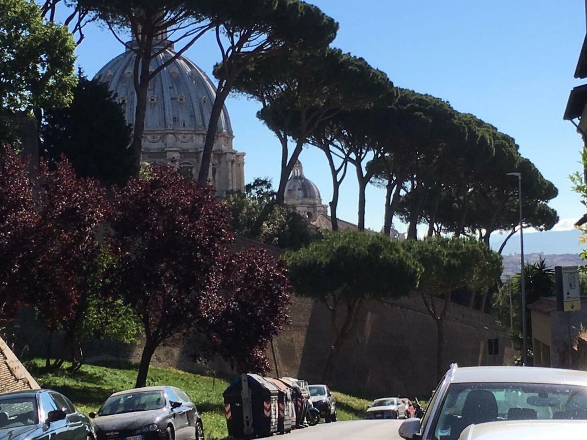 Vatican Garden Home ローマ エクステリア 写真